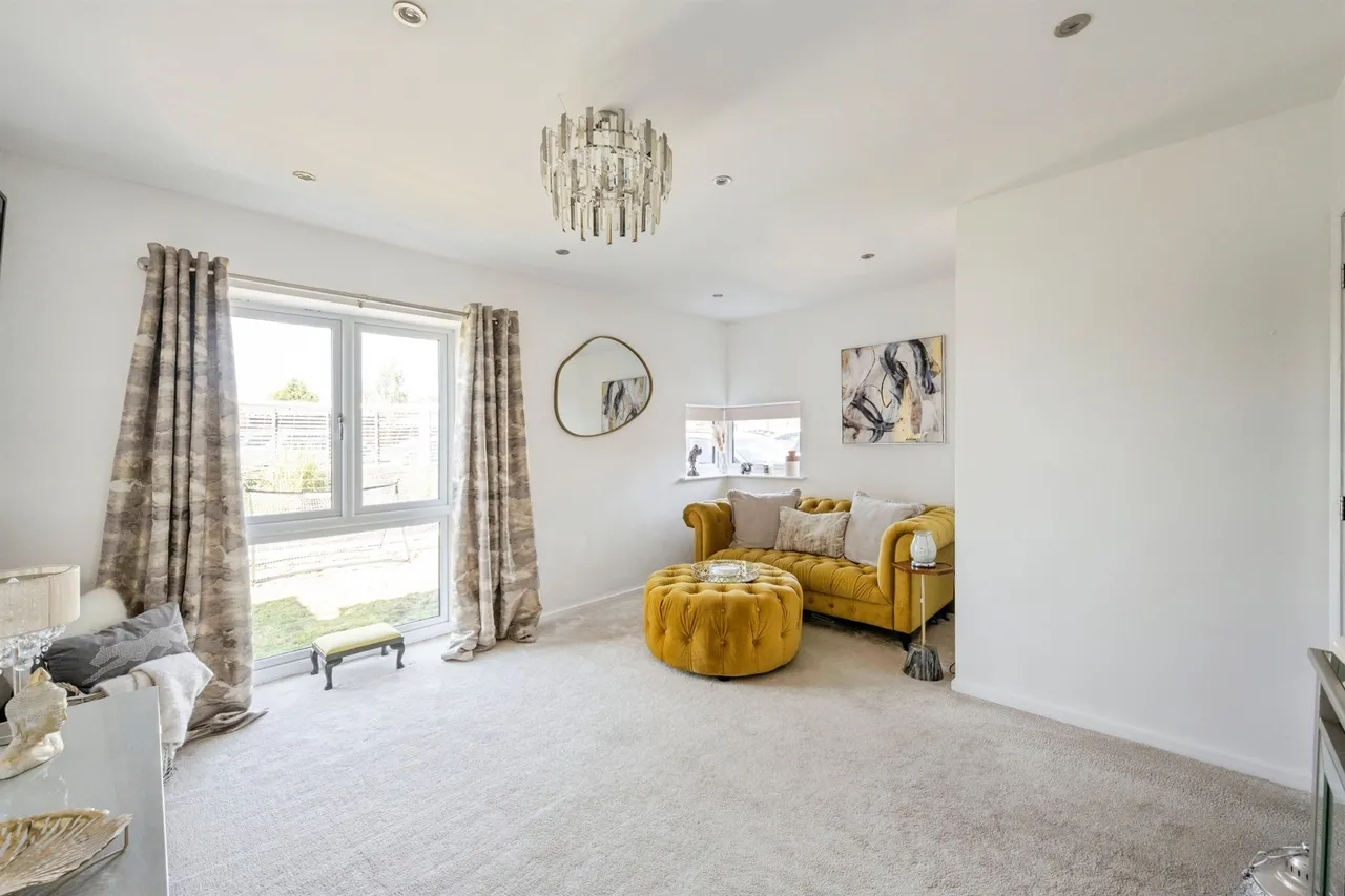 Knightsbridge Road, Messingham, DN17, photo 6