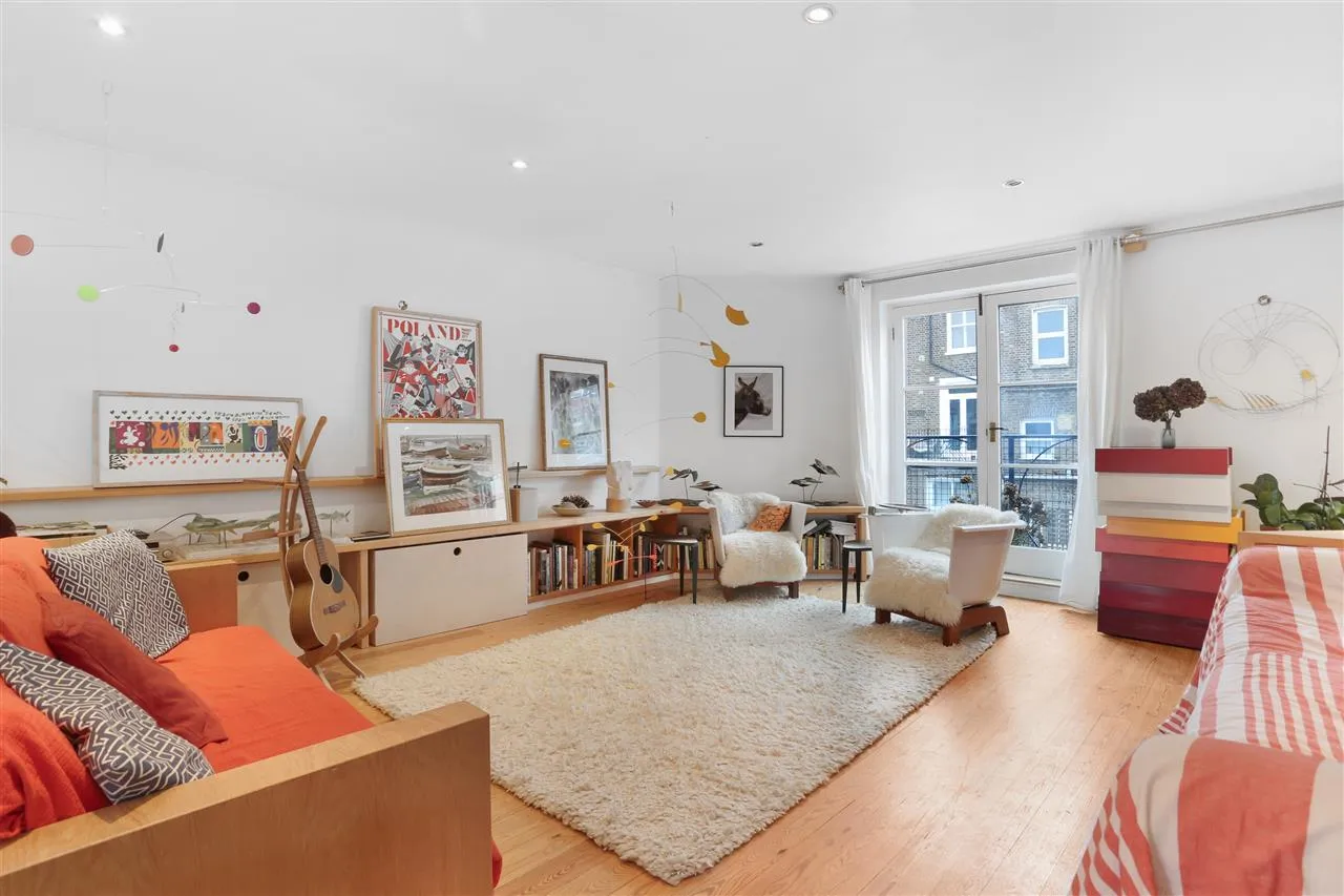 Marlborough Yard, London, photo 5