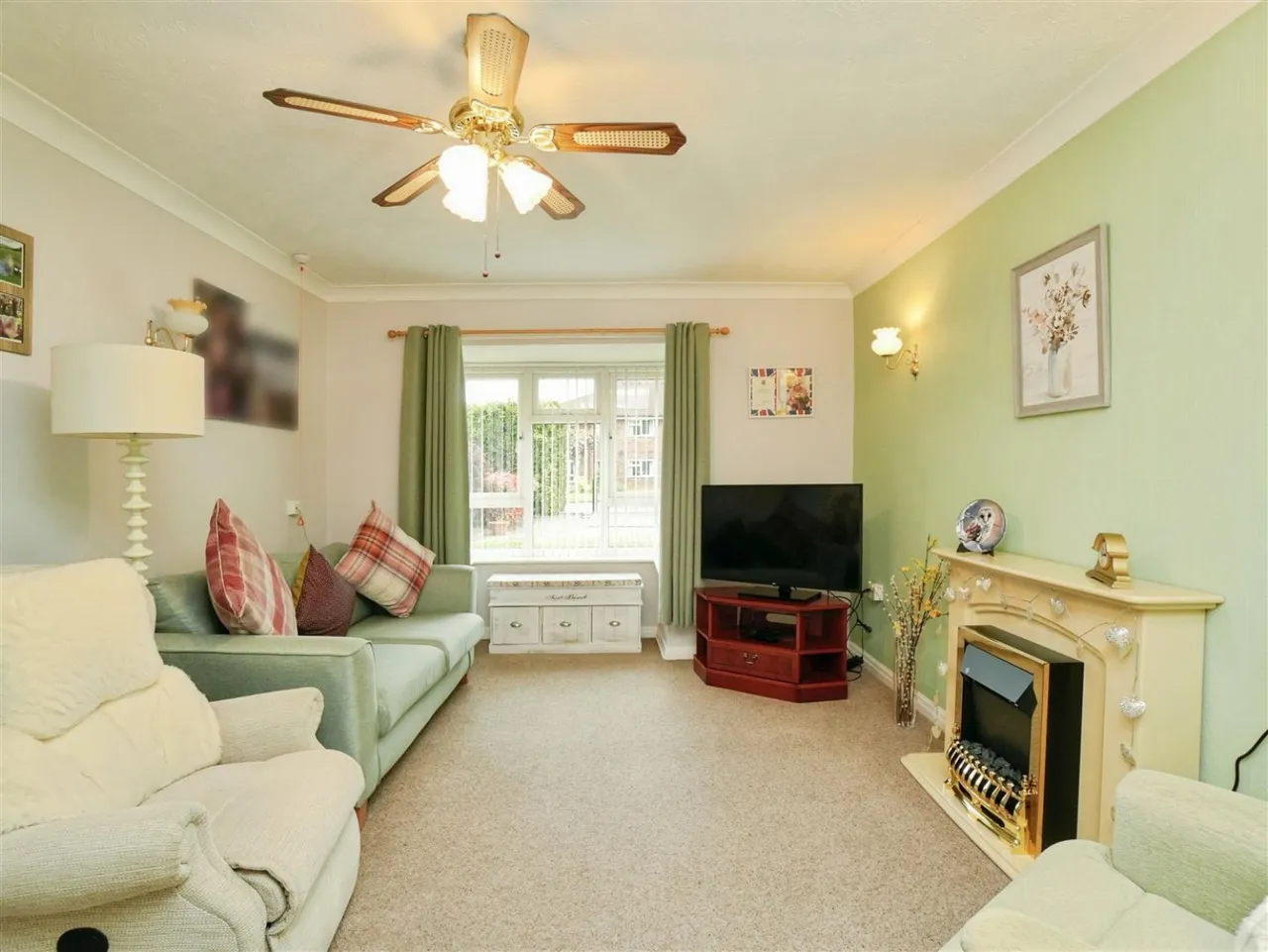 Greenshaw Drive, Wigginton, YO32, photo 2
