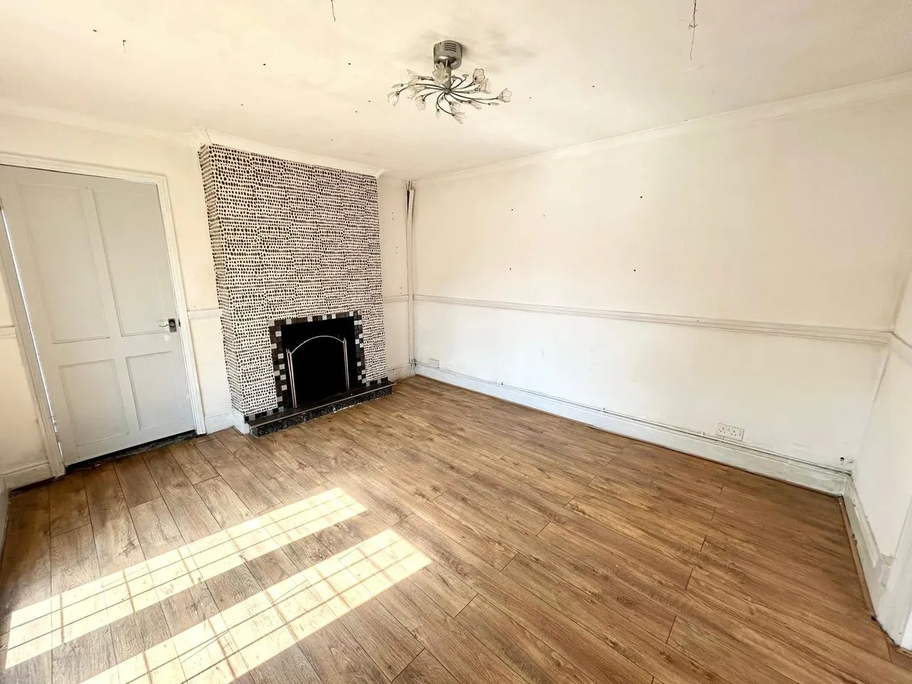 Plough Hill Road, Nuneaton, Warwickshire, CV10, photo 3