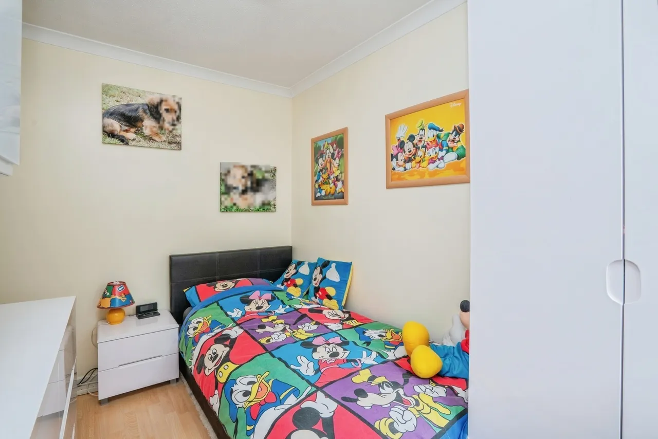 Woolwich Close, Bursledon, SO31, photo 9