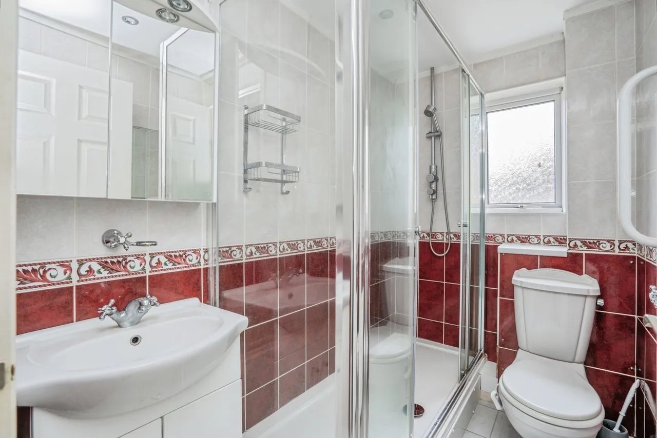 Woolwich Close, Bursledon, SO31, photo 11