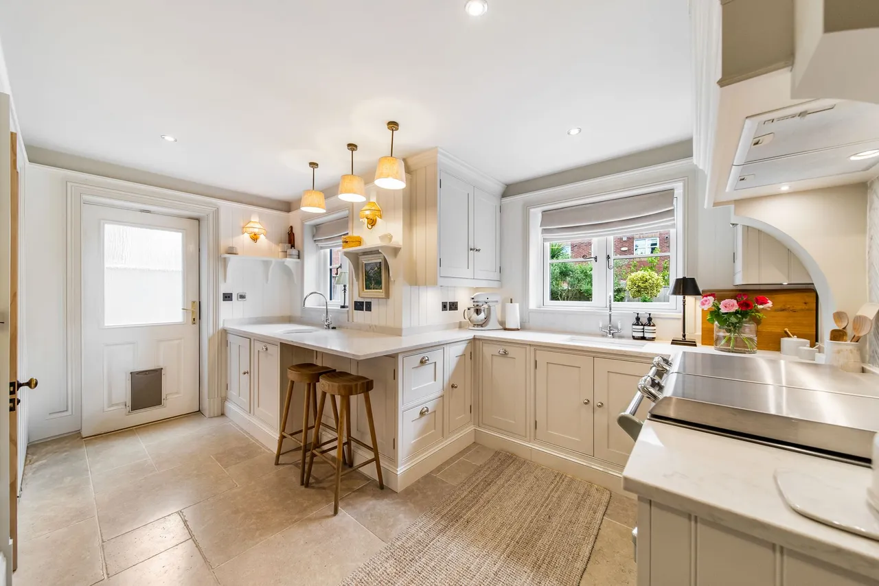Elder Avenue, Burscough, L40, photo 16