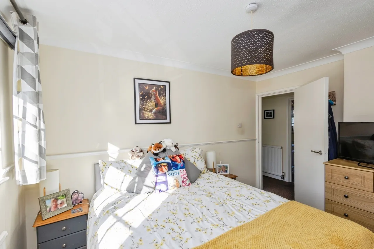 Green Lane, Hayling Island, PO11, photo 6