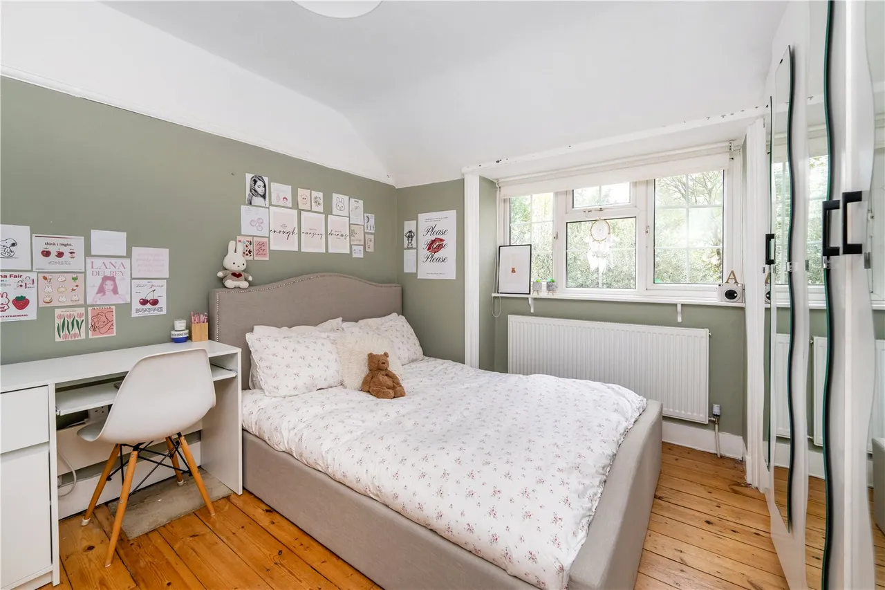 Connaught Road, Teddington, TW11 0QF, photo 10