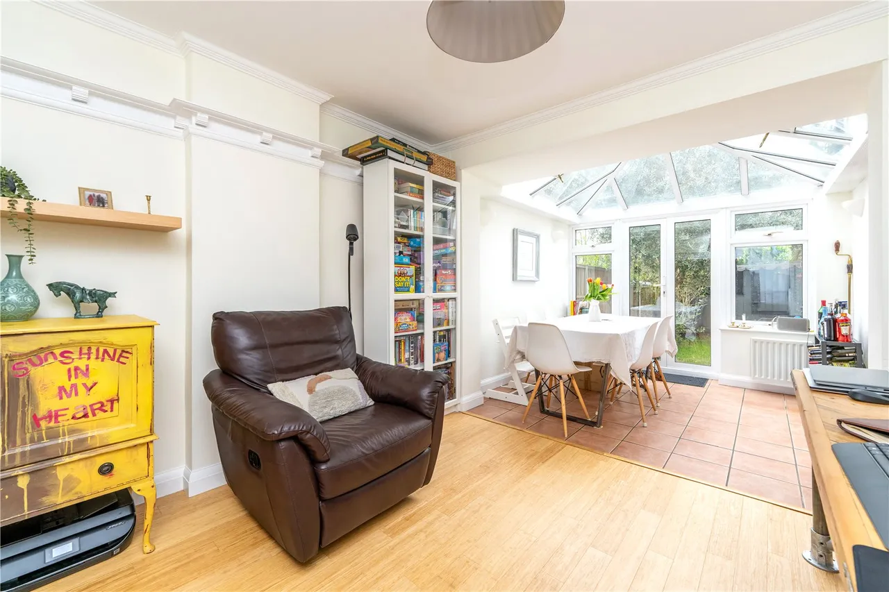 Connaught Road, Teddington, TW11 0QF, photo 8
