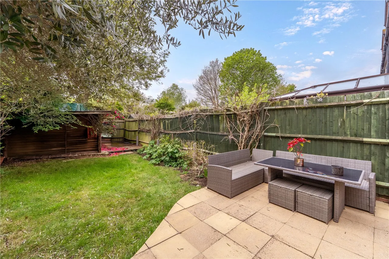 Connaught Road, Teddington, TW11 0QF, photo 12