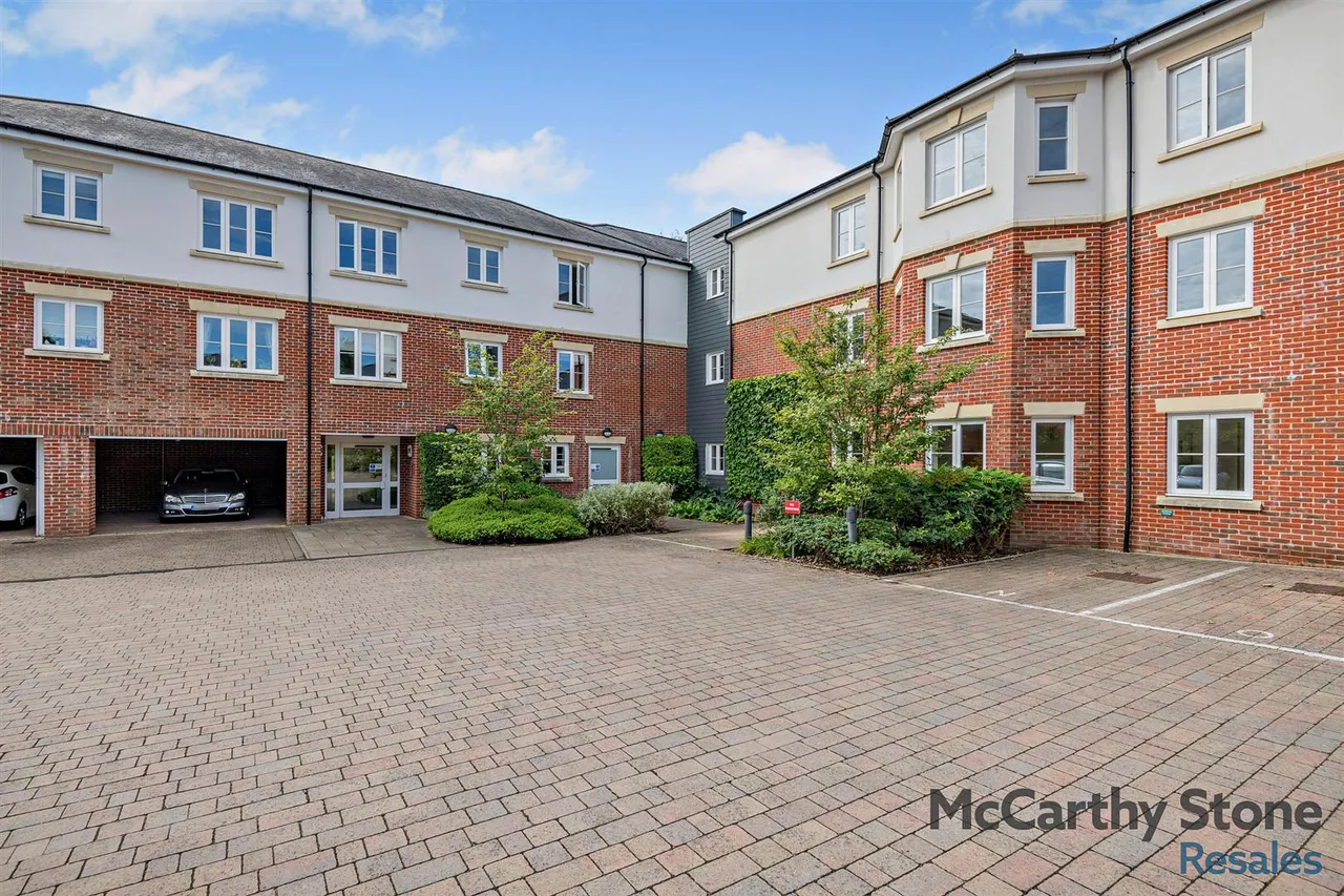 High Street, Cranbrook, TN17, photo 10