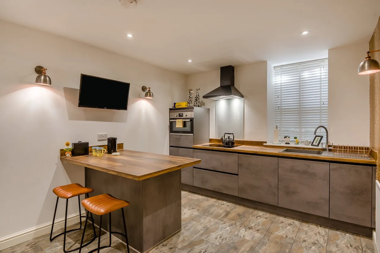 New North Road, Huddersfield, HD1, photo 33