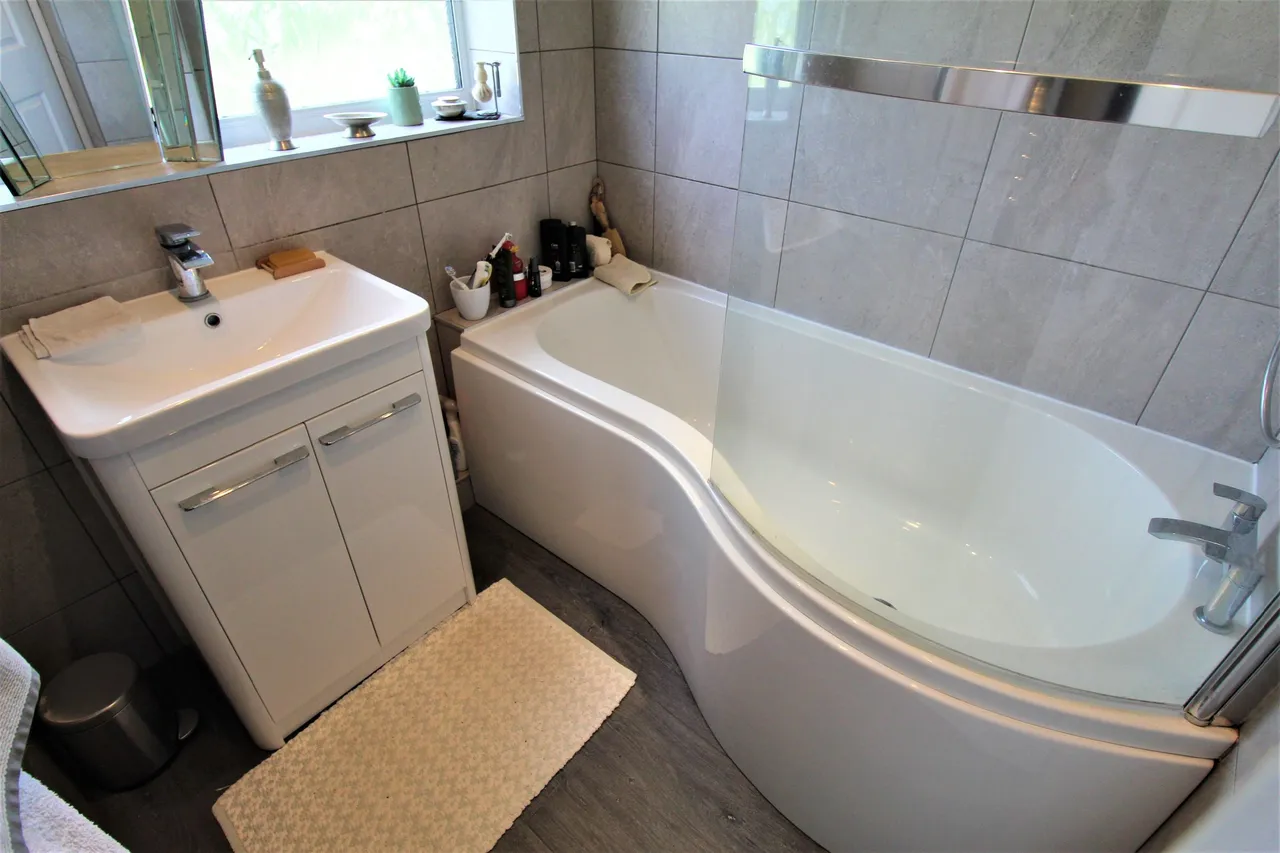 Grays, Essex, RM17 5TH, photo 11