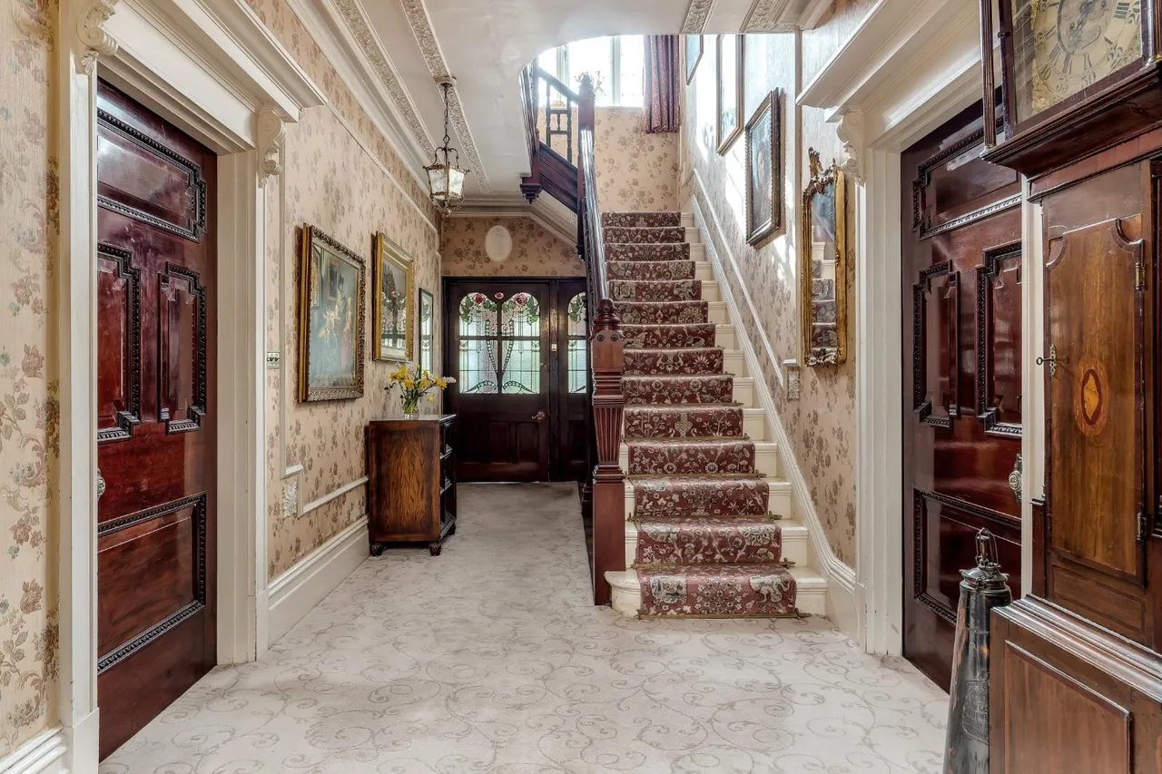 Harrop Road, Hale, WA15, photo 4