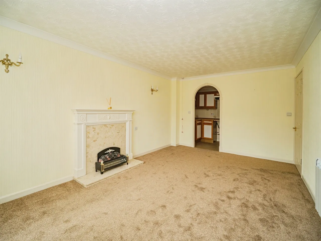 London Road, DORCHESTER, photo 2