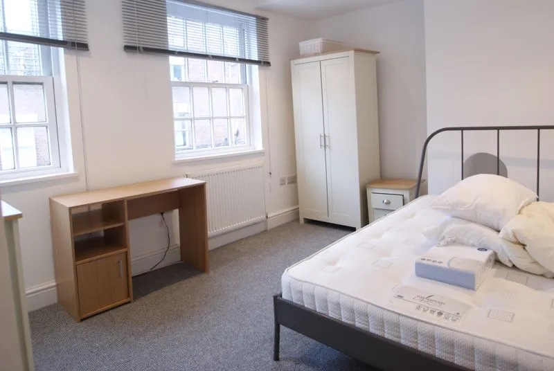 Bartholomew Street West, Exeter, photo 6