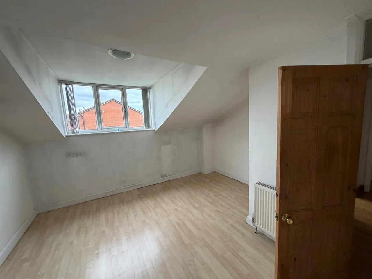 High Street, Normanton, WF6, photo 11