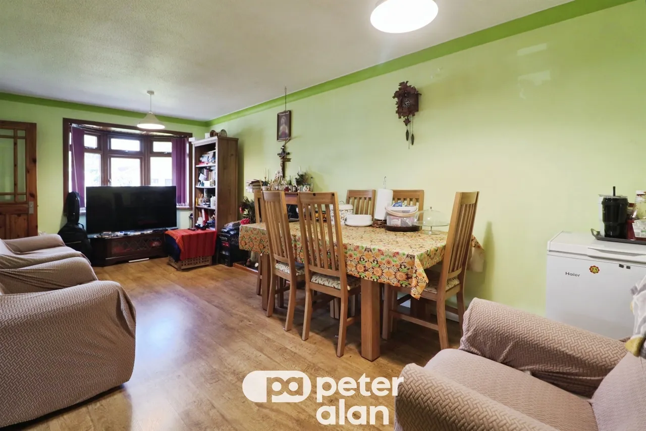 Silver Birch Close, Cardiff, CF14, photo 2