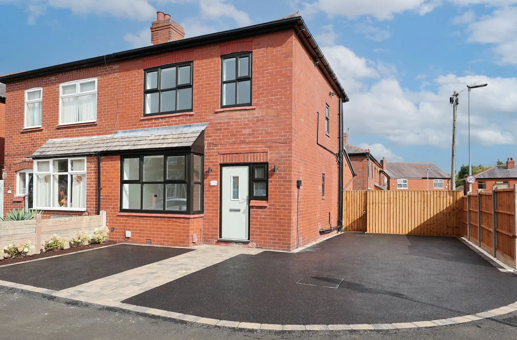 3 bed house for sale, Barnsley Street, Wigan