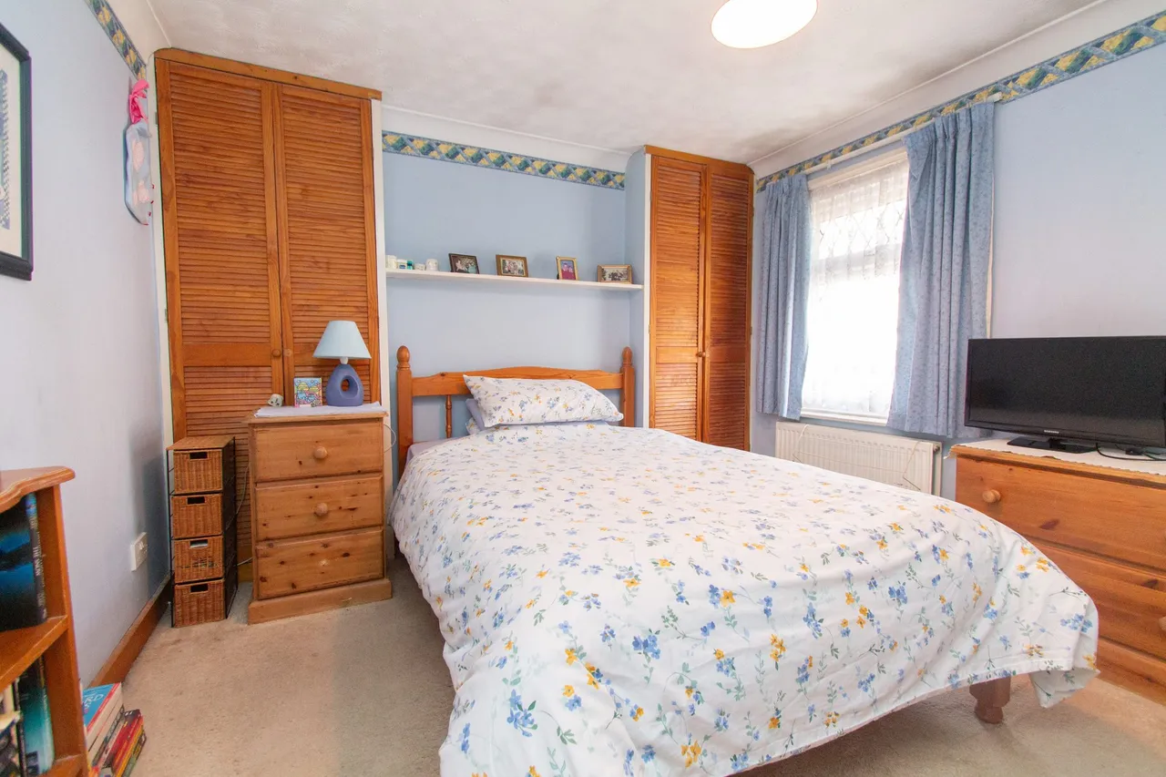 Church Road, Fleet, GU51 4NA, photo 7