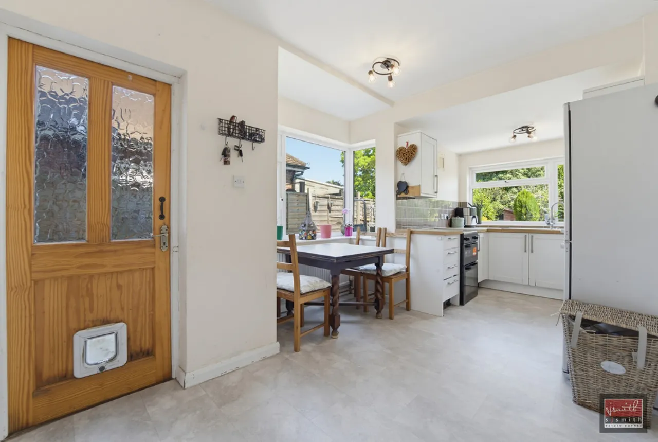 Park Avenue, Egham, TW20, photo 6