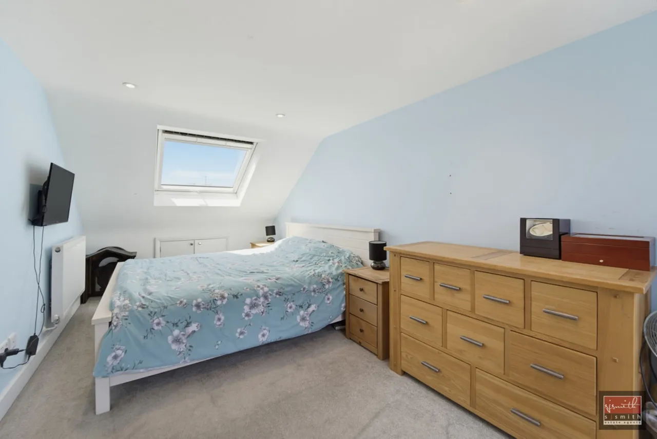 Park Avenue, Egham, TW20, photo 13