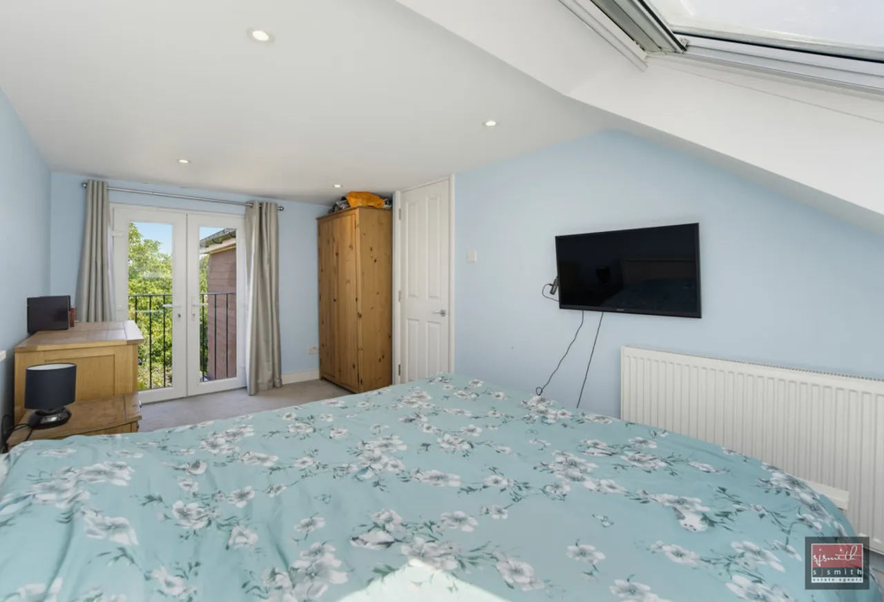 Park Avenue, Egham, TW20, photo 14