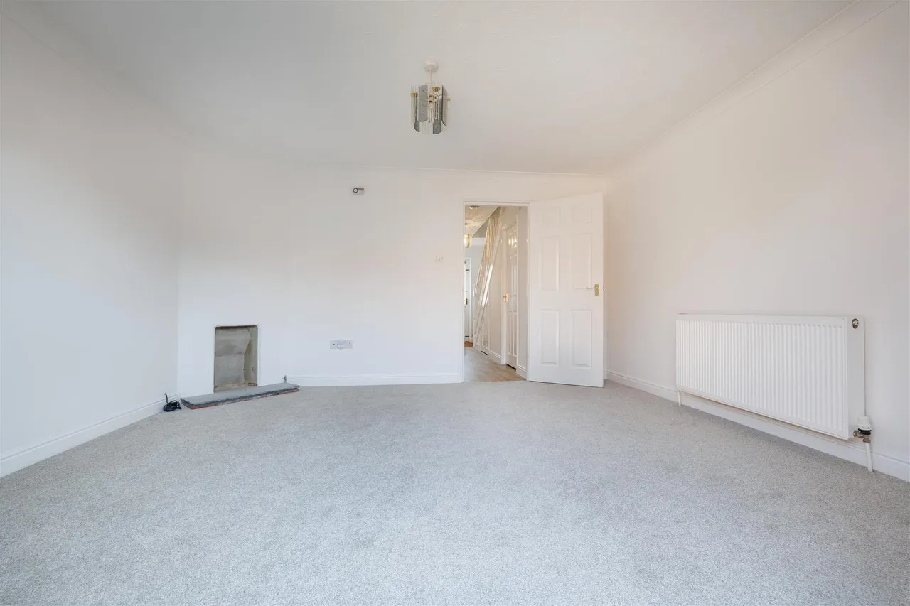 Ravensmere, Beccles, NR34, photo 4