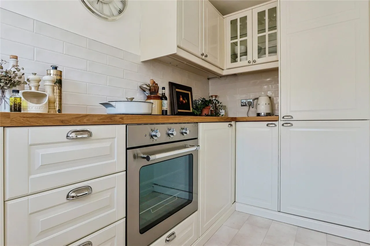 Poole Road, Westbourne, BH4, photo 11