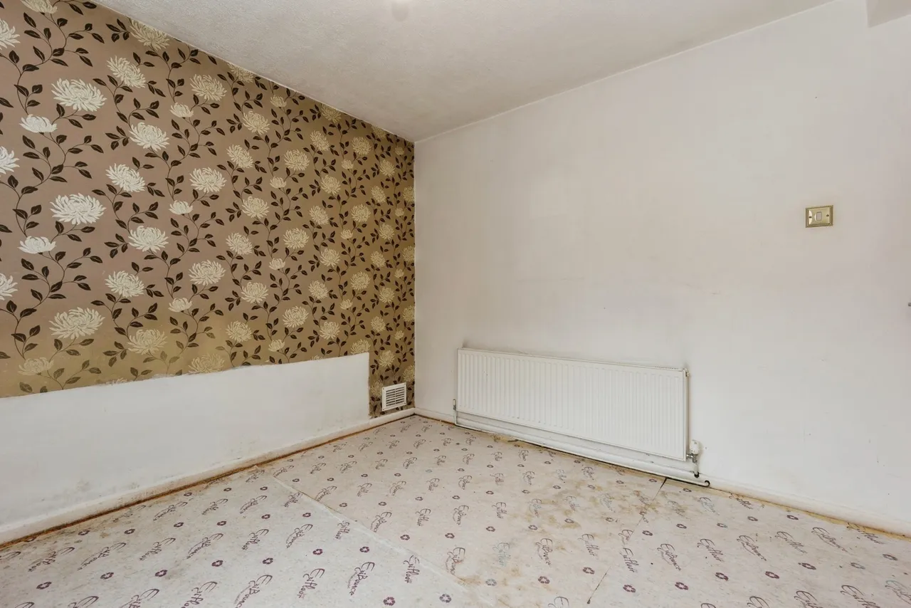 Sale, Greater Manchester, M33, photo 9