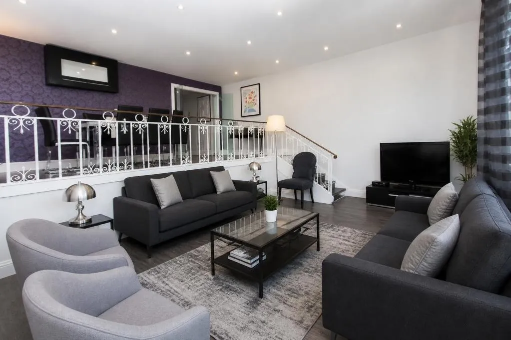 3 bed flat to rent — Burwood Place, London