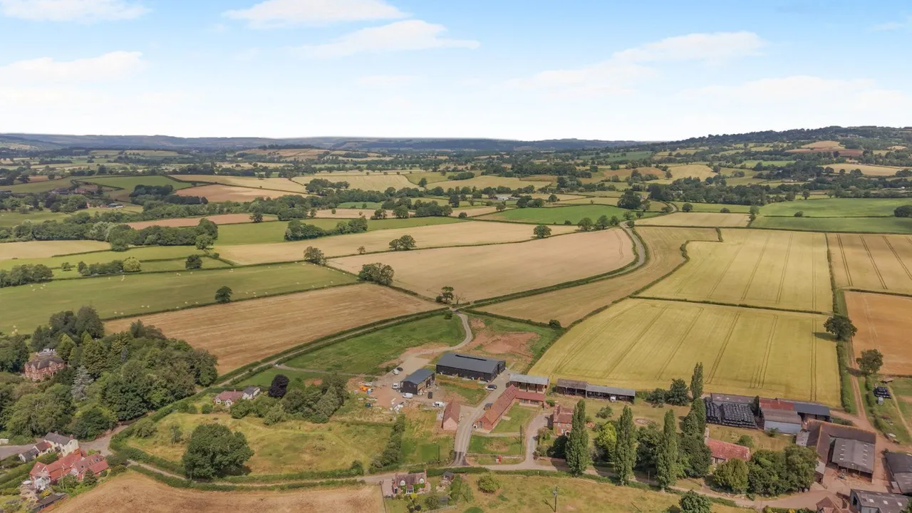 Barn 4 Greete, Ludlow, Shropshire, SY8 3BZ, photo 2