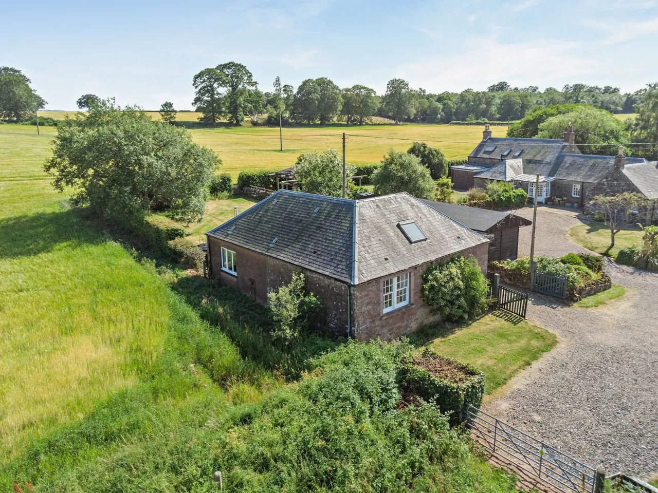2 bed house for sale — Airlie, Kirriemuir, Angus, DD8 5NG