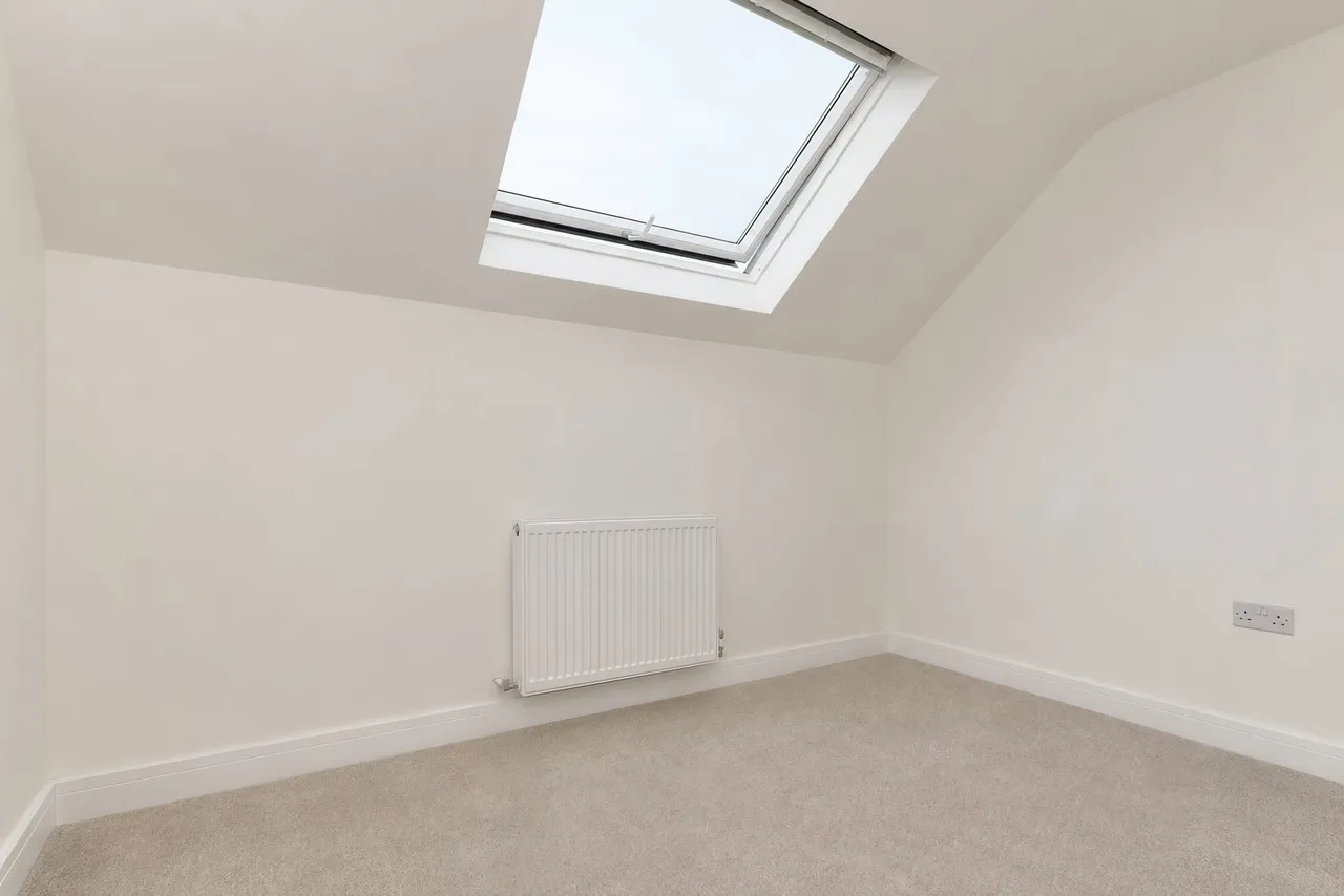 Green Leys, St. Ives, PE27, photo 10
