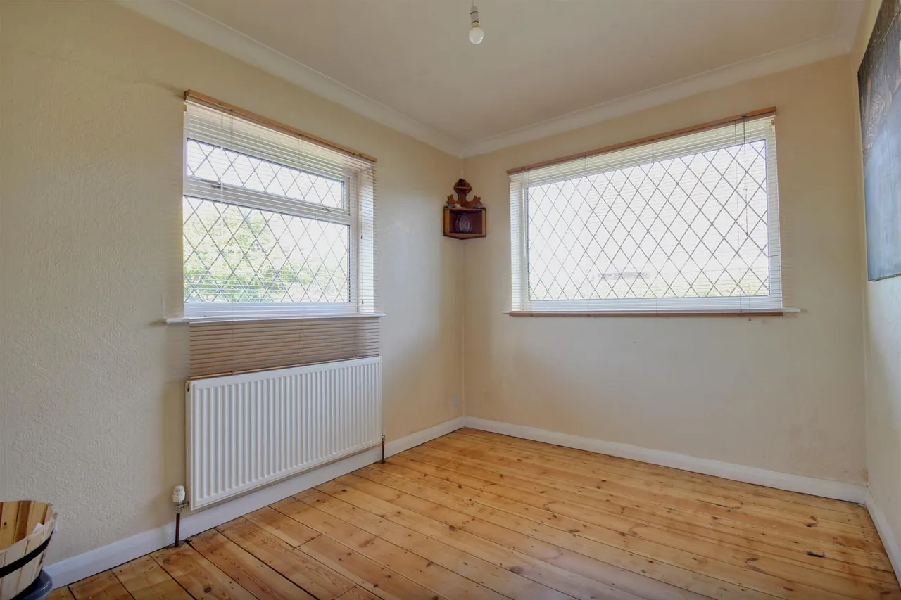 Driffield Close, Cottingham, photo 7