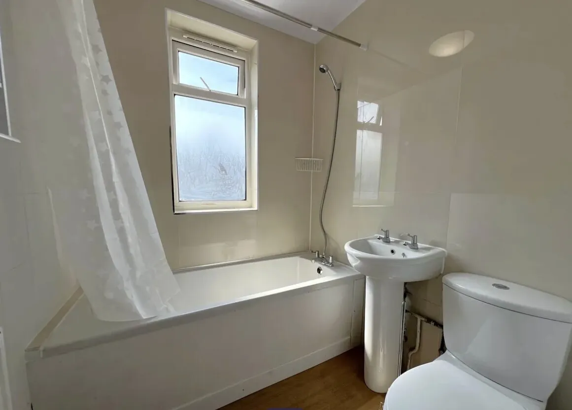 Chester Avenue, Luton, LU4, photo 2