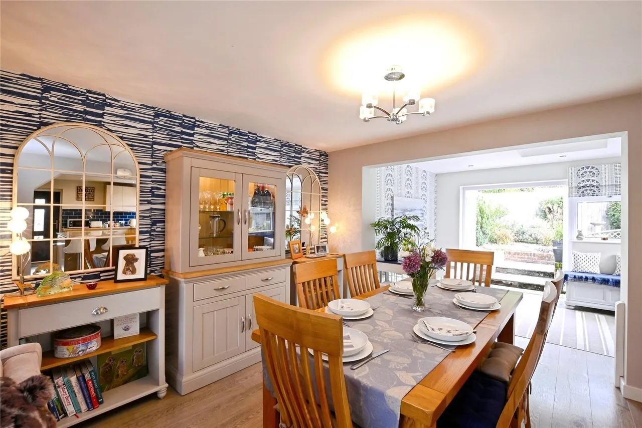 Highfield Close, Midhurst, GU29, photo 5