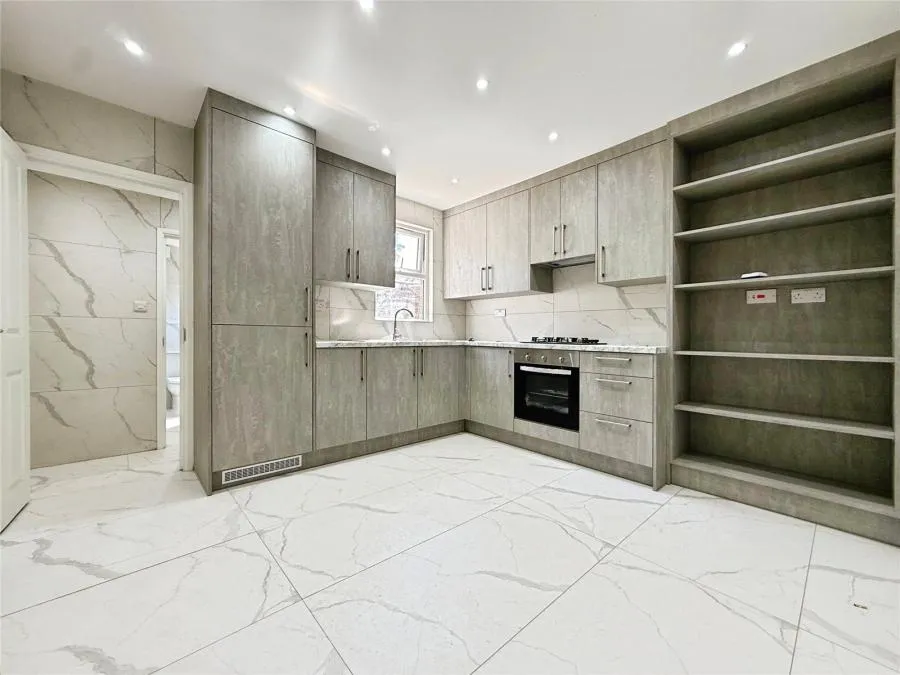 Francis Street, Reading, RG1, photo 2