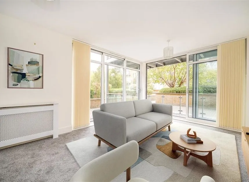 Blagrove Road, Teddington, TW11, photo 2