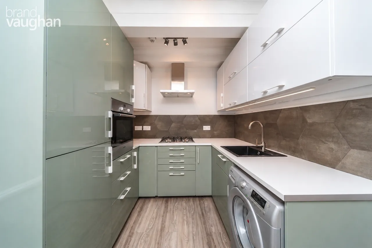 Brunswick Road, Hove, BN3, photo 2