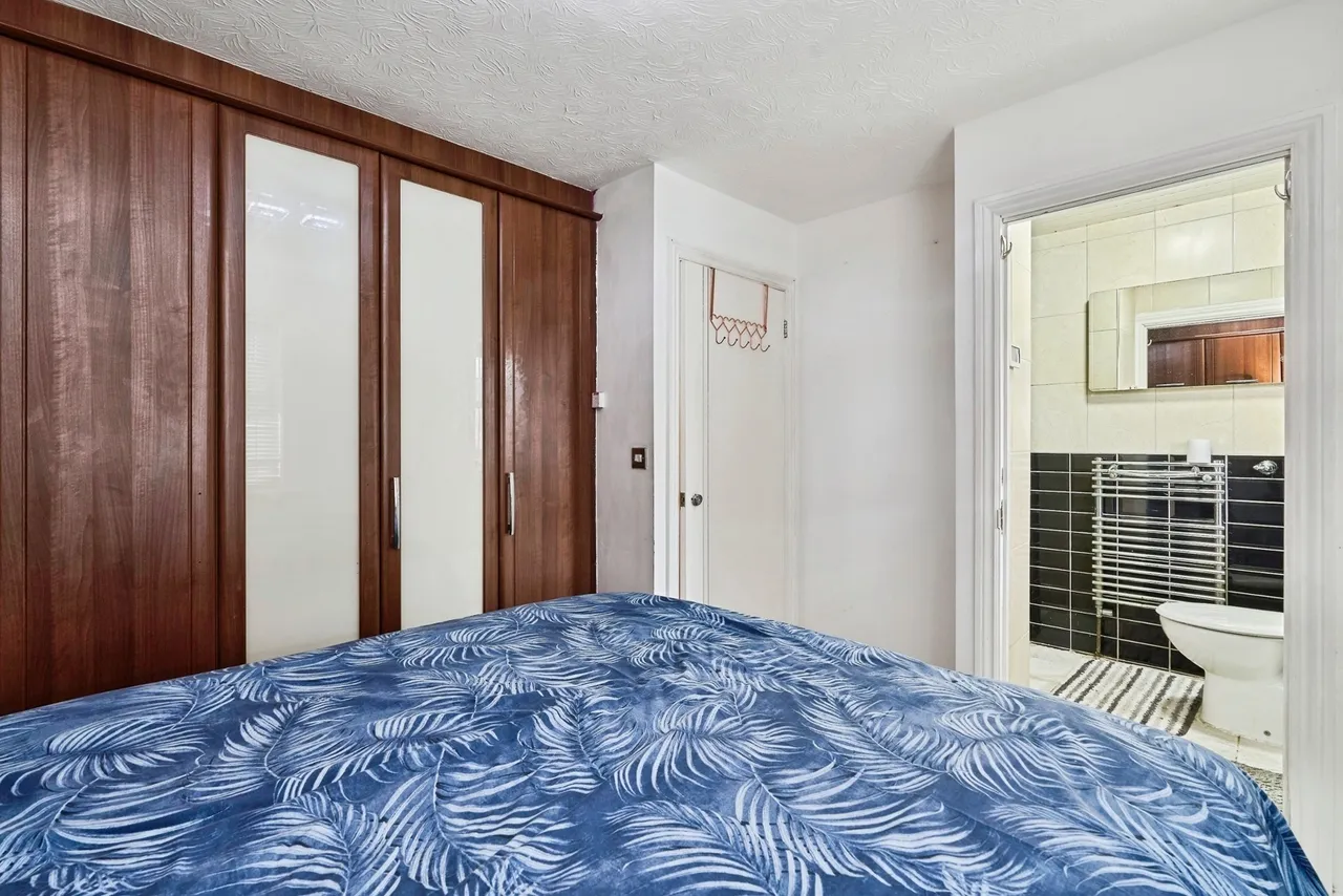 Alderley Crescent, Walsall, WS3, photo 12