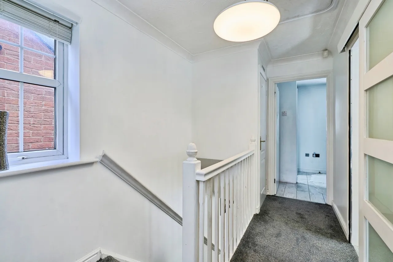 Alderley Crescent, Walsall, WS3, photo 21