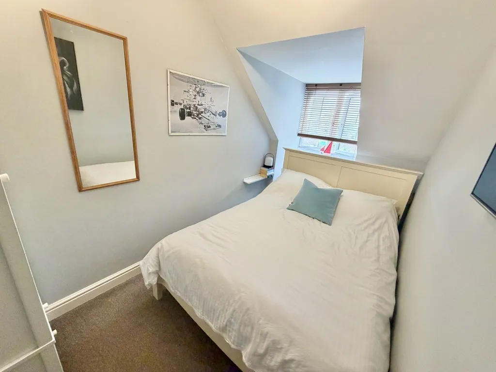 Frimley Green, Camberley, photo 7