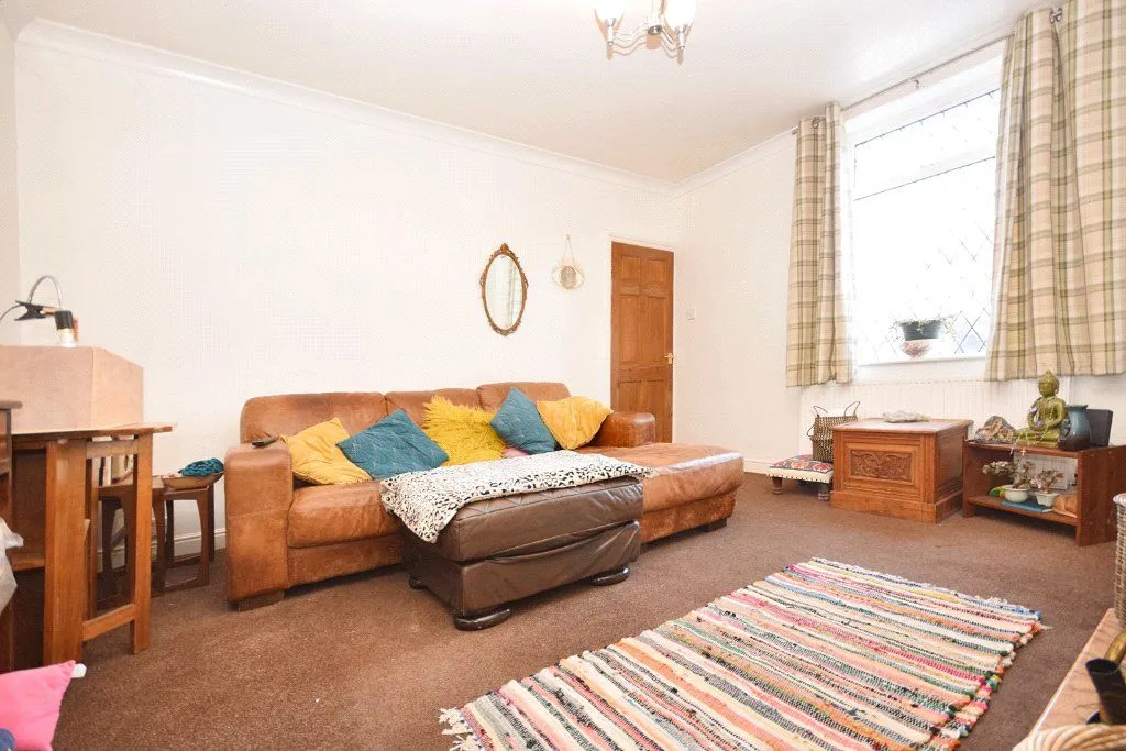 Canal Lane, Lofthouse, WF3, photo 12