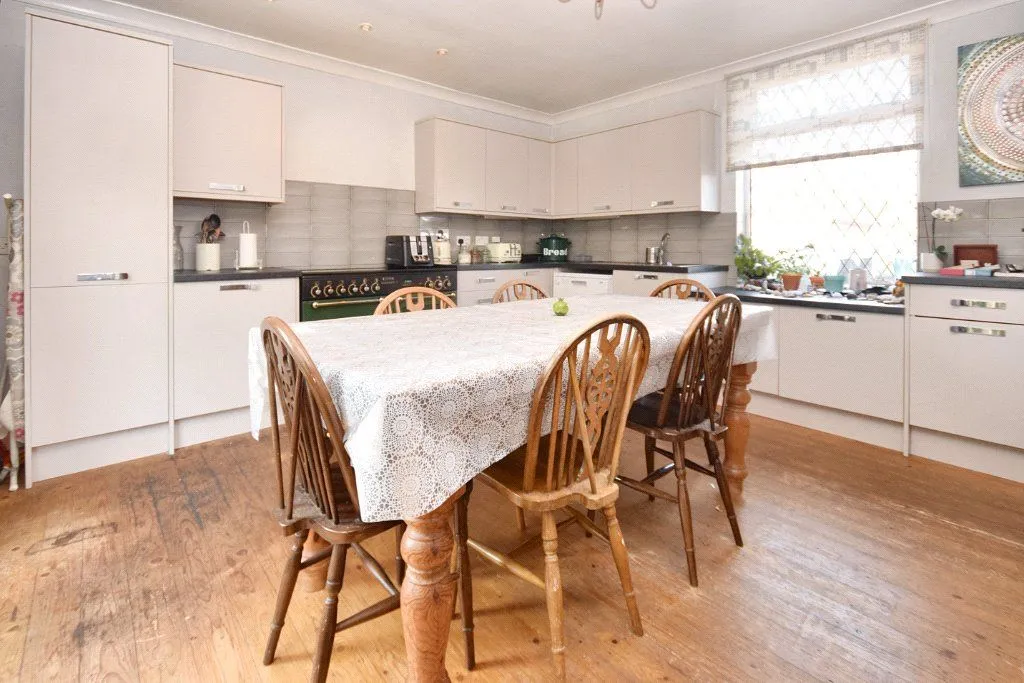 Canal Lane, Lofthouse, WF3, photo 14