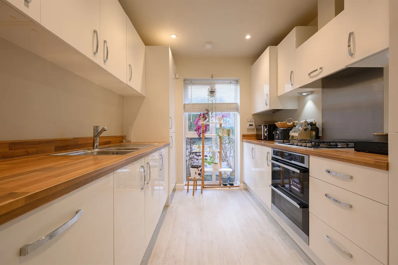 Hall Lane, Kettering, NN15, photo 3