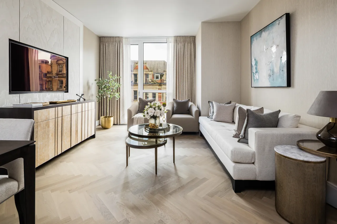 Brompton Road, Knightsbridge, London, photo 5