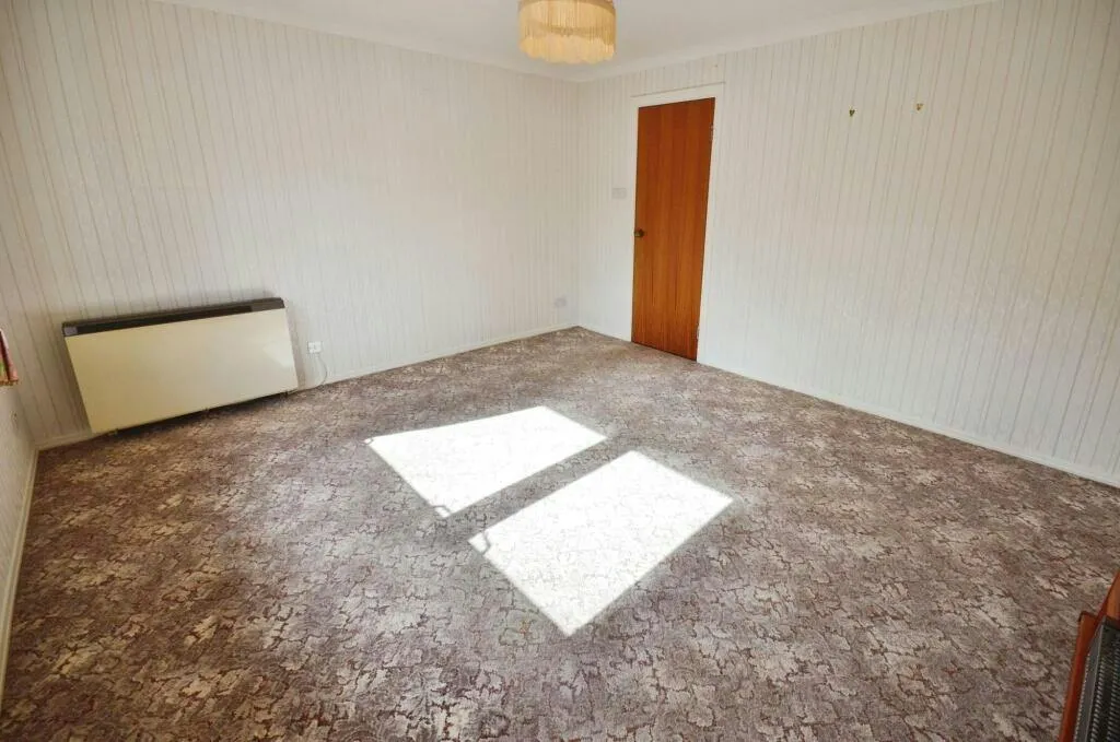 Tower Court, Westhill, IV2, photo 6