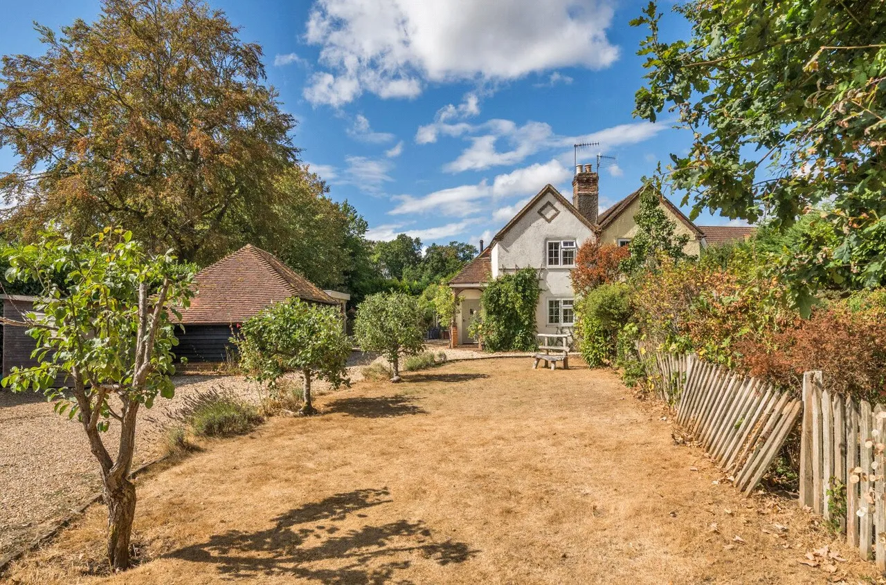 Firs Lane, Shamley Green, GU5, photo 25