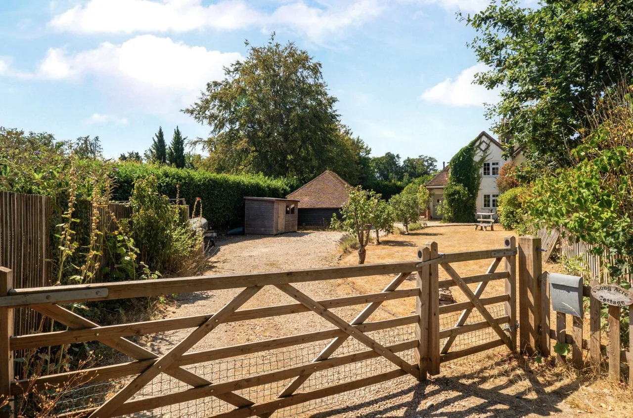 Firs Lane, Shamley Green, GU5, photo 24