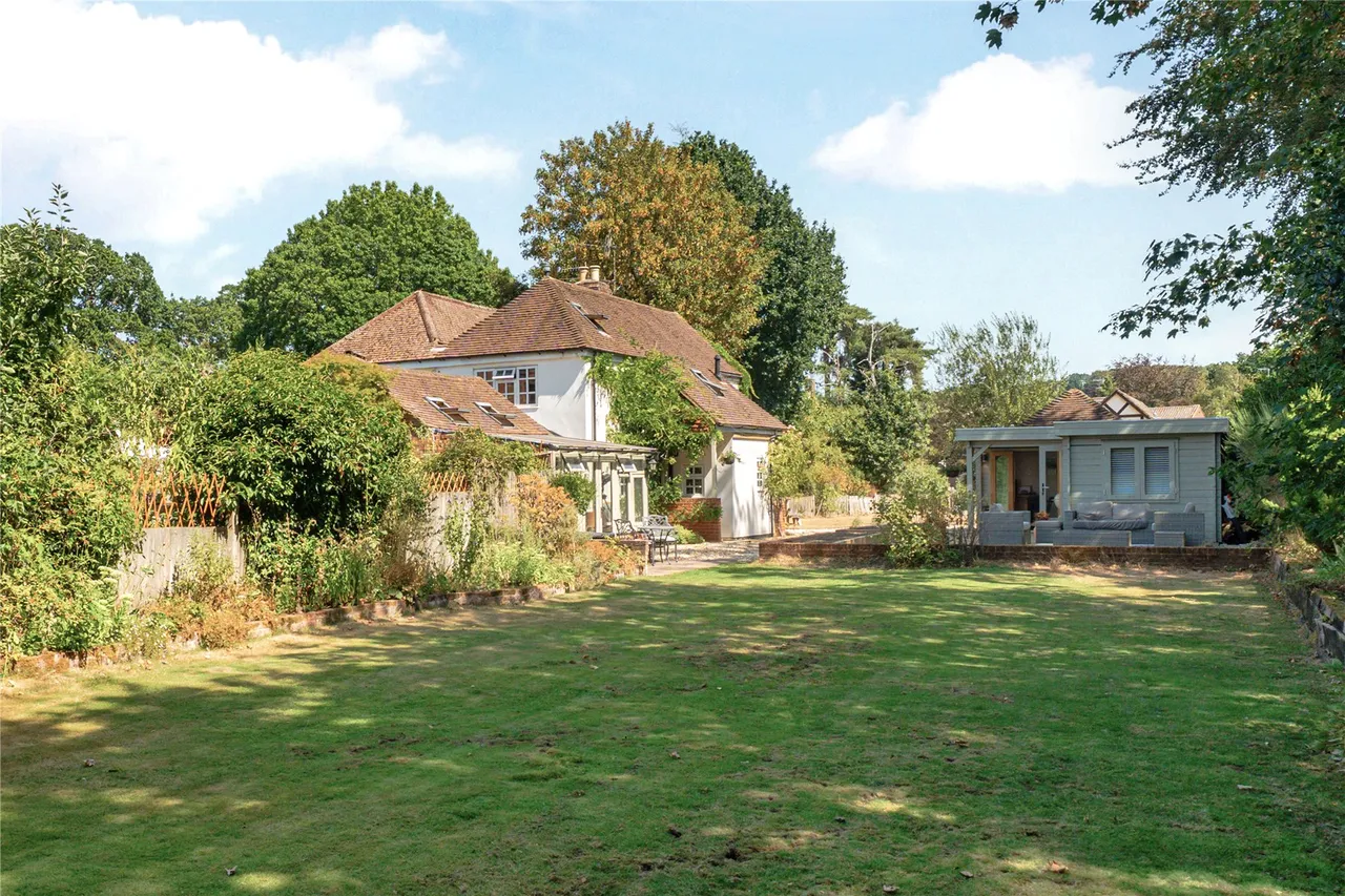 Firs Lane, Shamley Green, GU5, photo 23