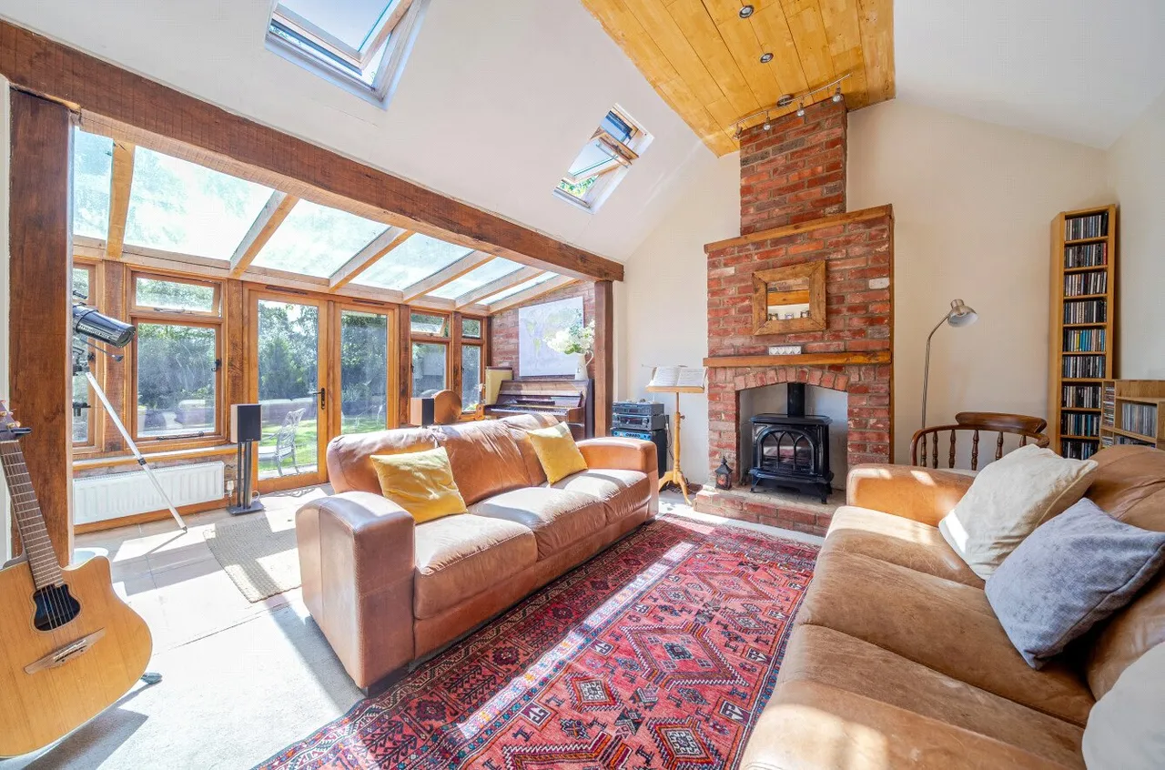 Firs Lane, Shamley Green, GU5, photo 2