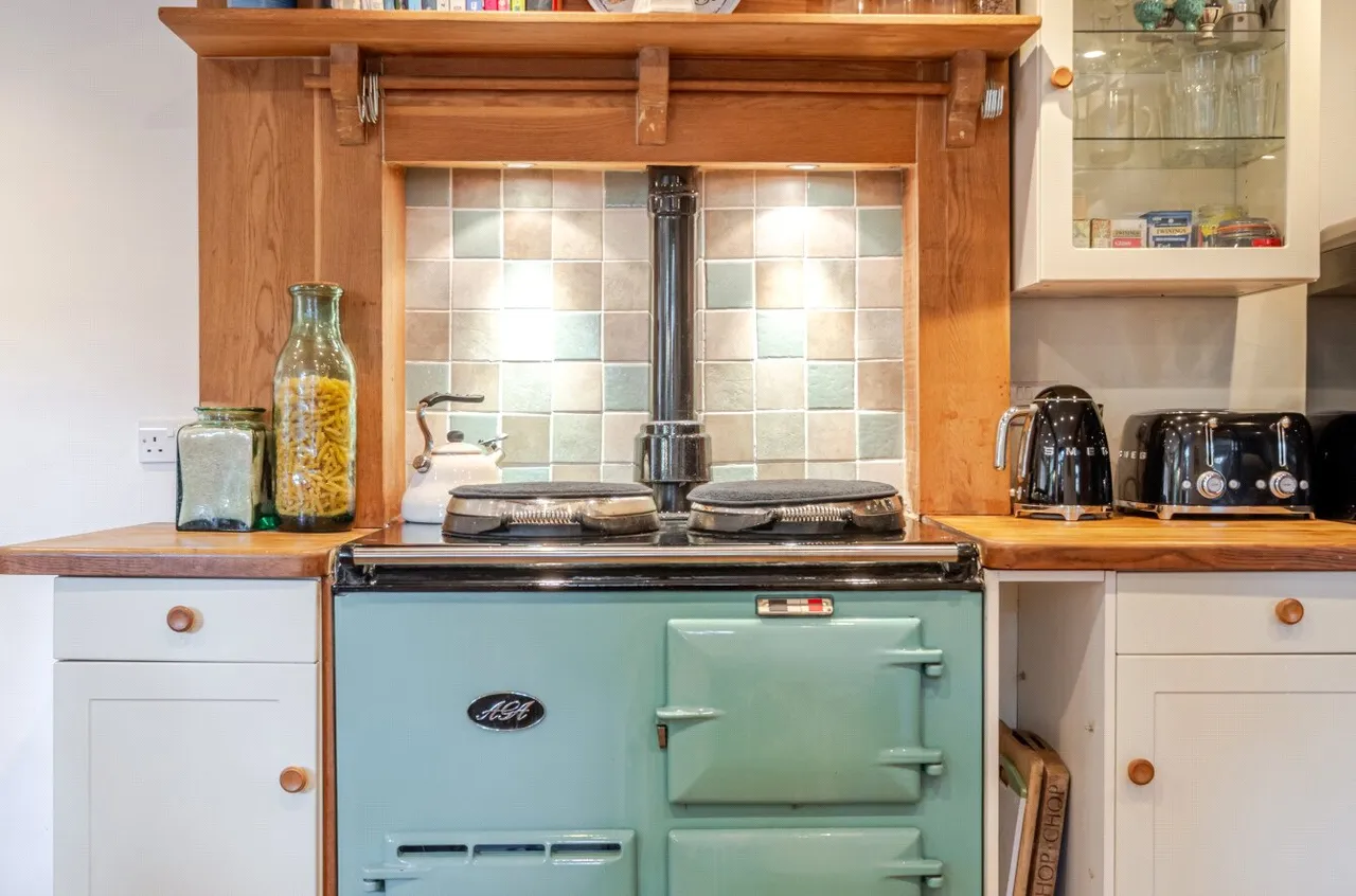 Firs Lane, Shamley Green, GU5, photo 6